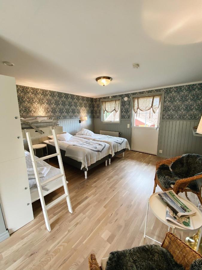 Tva Skyttlar Hotel Örby Kültér fotó