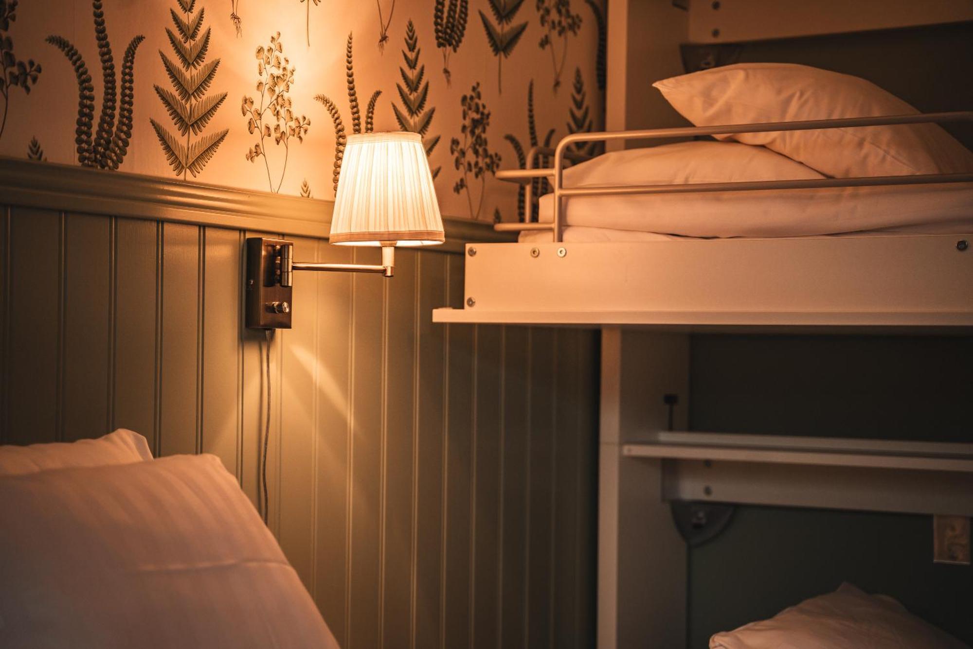 Tva Skyttlar Hotel Örby Kültér fotó