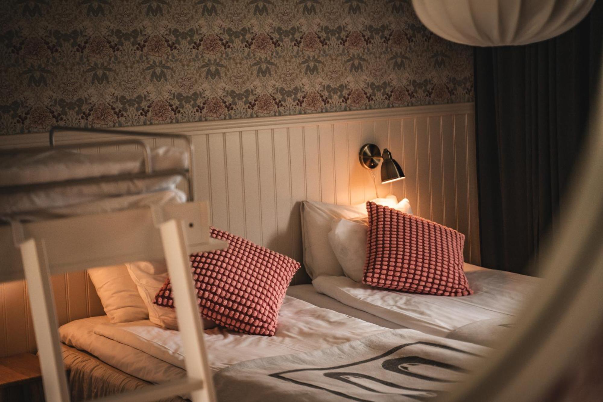 Tva Skyttlar Hotel Örby Kültér fotó